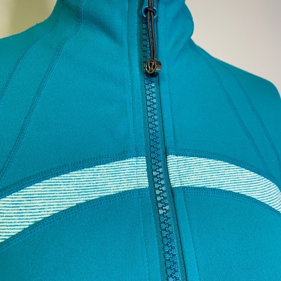 Lululemon Define Jacket Blue Surge Wee Striped 4 - Picture 3 of 9